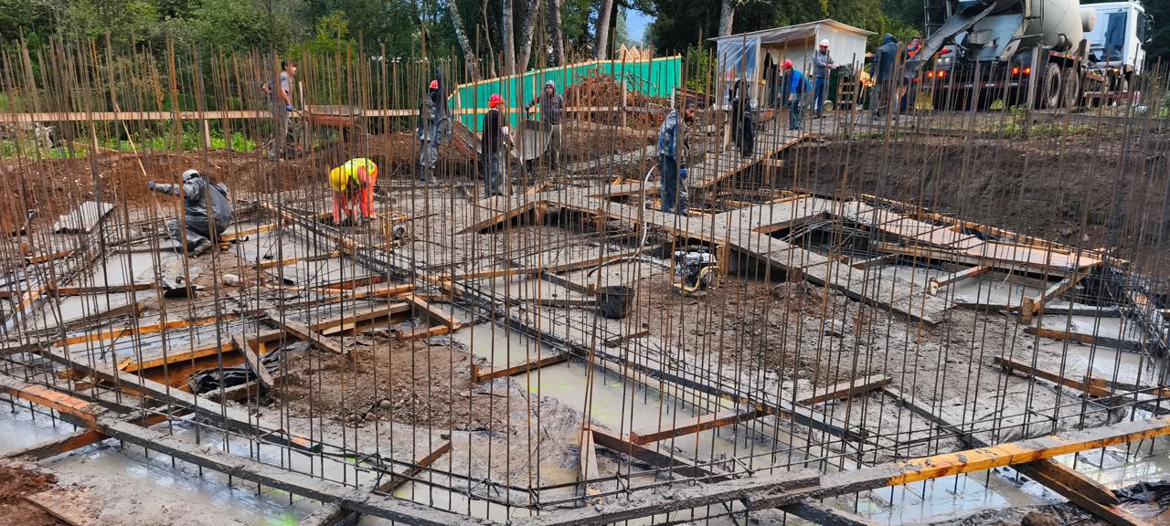 Preparación de terreno y fundaciones para proyecto nuevo